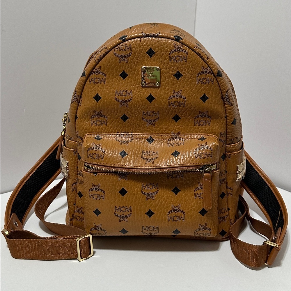 💯Authentic MCM Cognac Backpack- Like New🍀